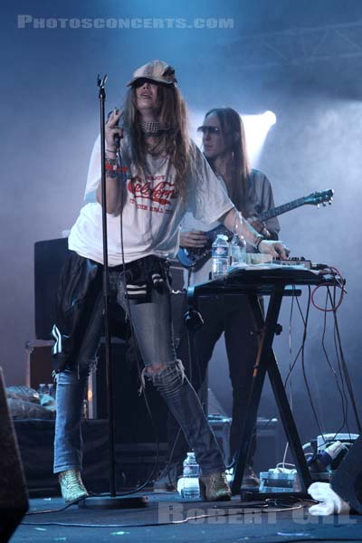 ROYAL TRUX - 2017-05-26 - PARIS - Nef Nord - Grande Halle - 